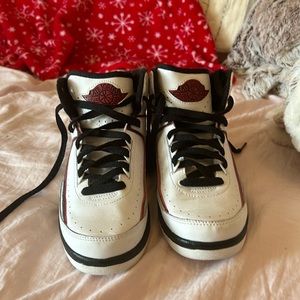 Selling these jordans for 75 or lower